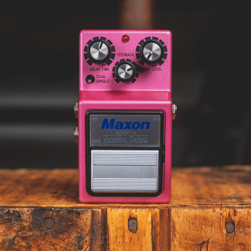 Maxon AD9 Pro Analog Delay Effect Pedal With Box