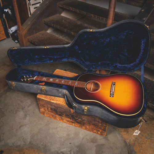 1997 Gibson J-35 Adirondack Spruce Top , Quilted Mahogany Back and Sides, Sunburst W/ Ohsc