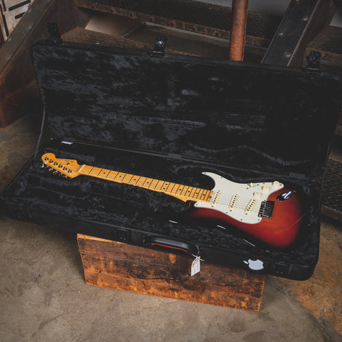 2015 Fender American Elite Stratocaster Sunburst w/OHSC - Used