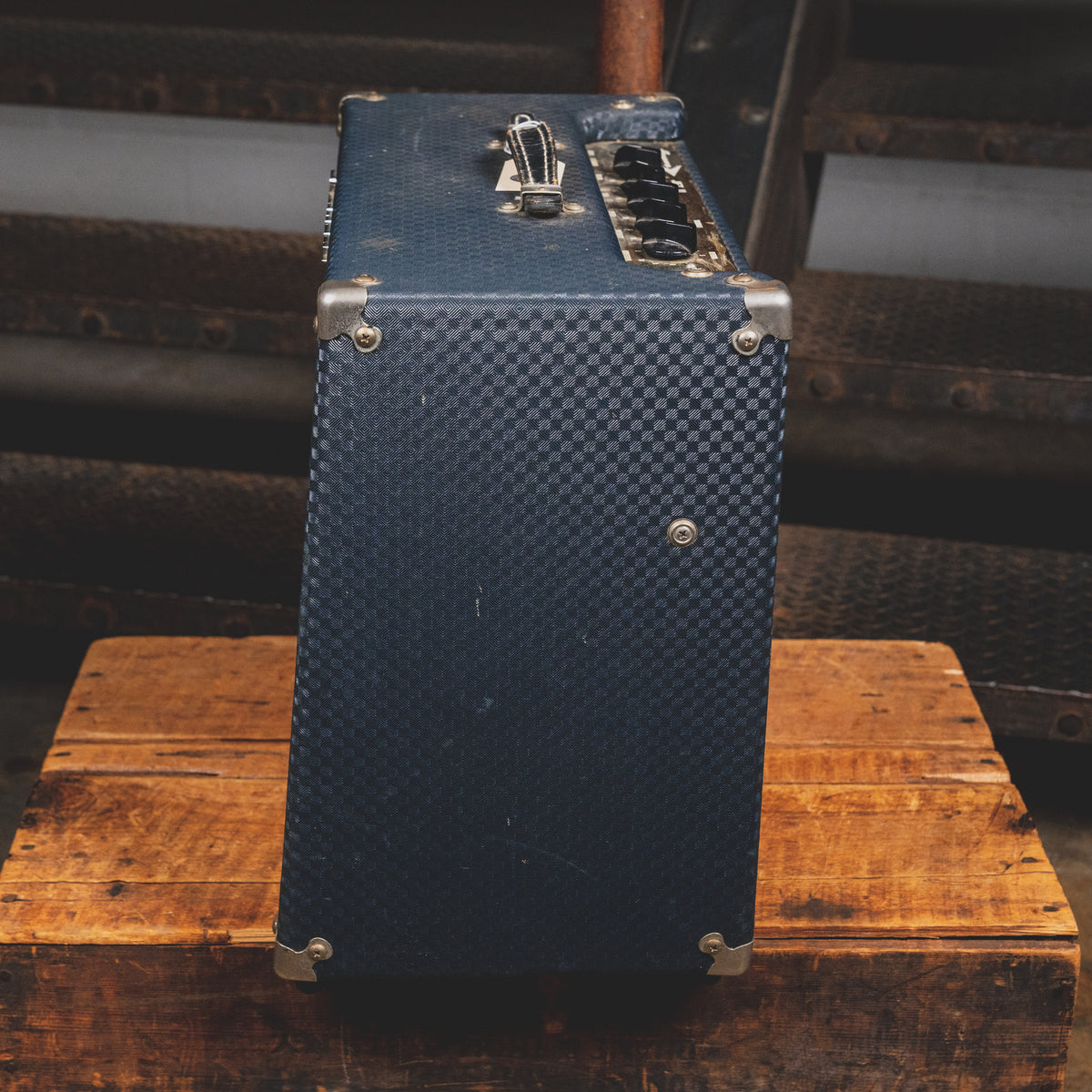 1997 Ampeg Jet 12T 1x12" Combo Electric Guitar Amplifier - Used