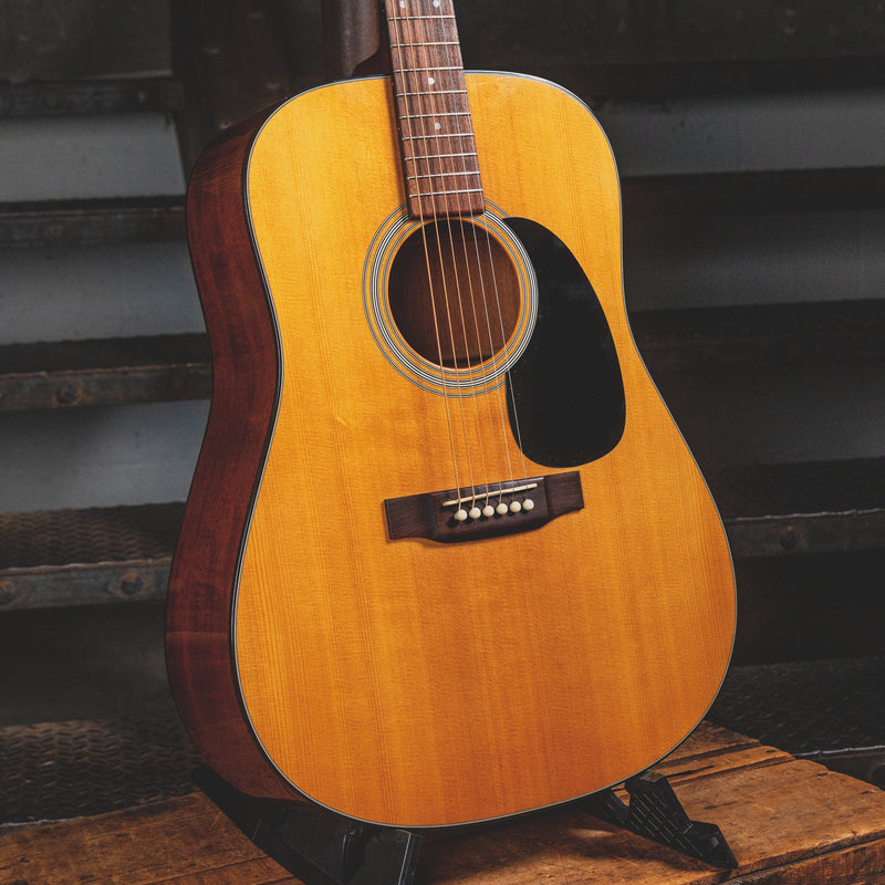 2002 Martin D-18 Natural, Spruce/Mahogany Dreadnought w/ OHSC - Used