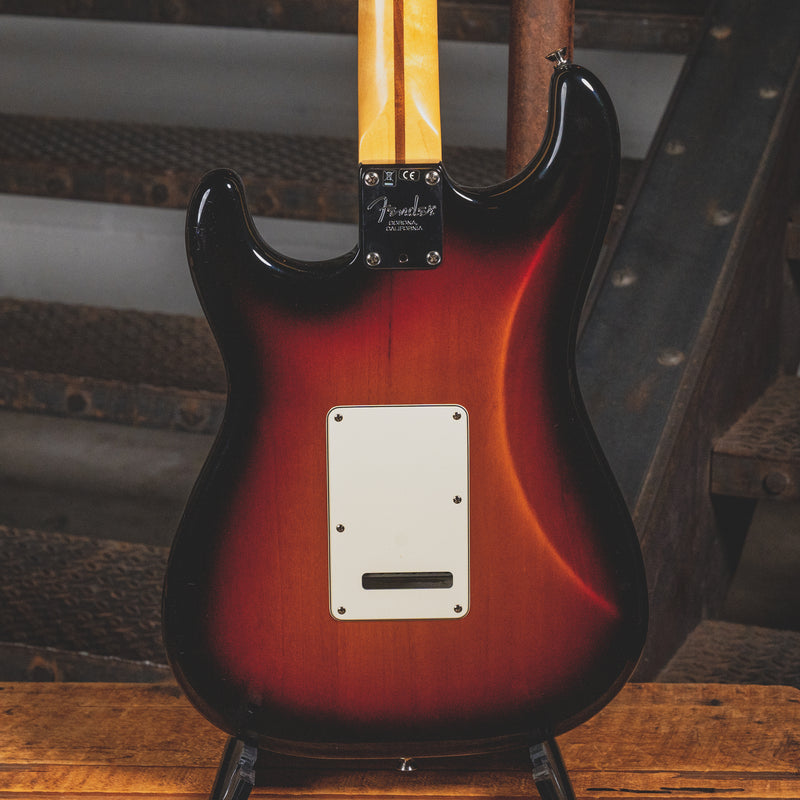 2016 Fender American Standard Stratocaster Electric Guitar Sunburst w/ OHSC - Used