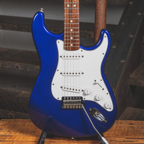 2000 Fender MIM Standard Stratocaster Electric Guitar Midnight Blue -