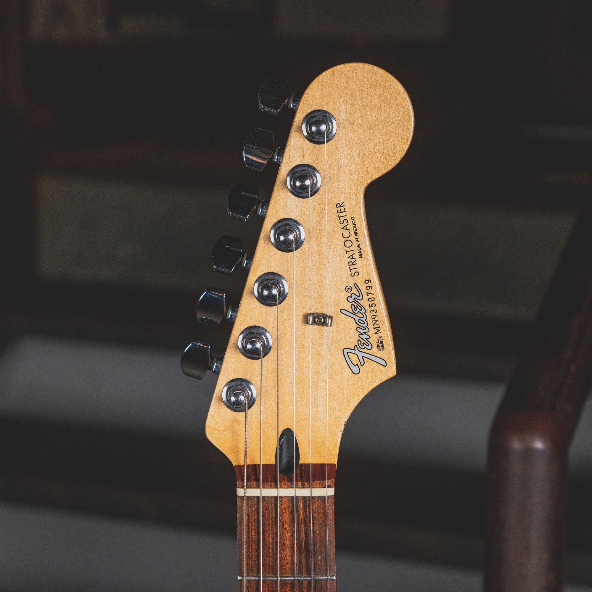 2000 Fender MIM Standard Stratocaster Electric Guitar Midnight