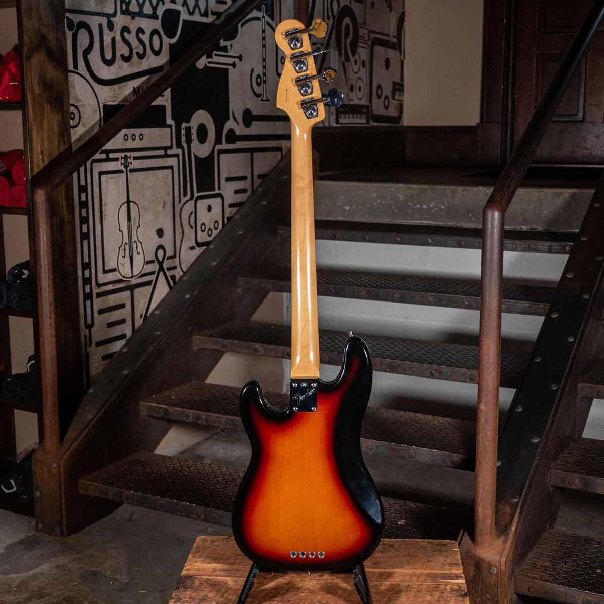 Fender 1998 American Standard Precision Bass 3 Tone Sunburst With OHSC