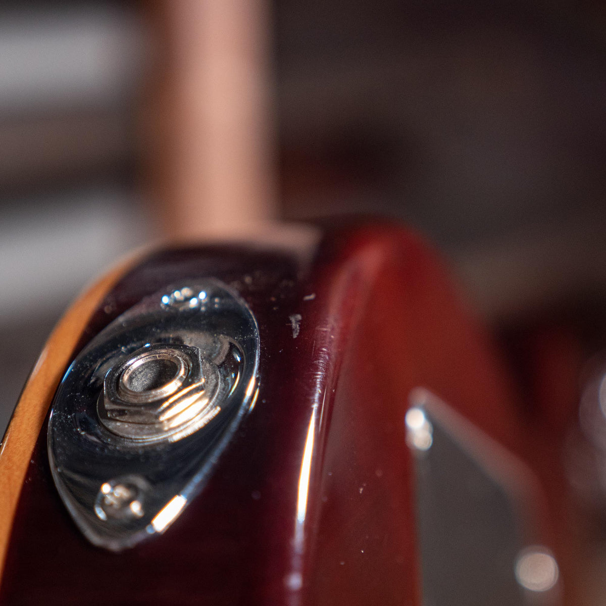 PRS SE Custom 3 Tone Sunburst - Used