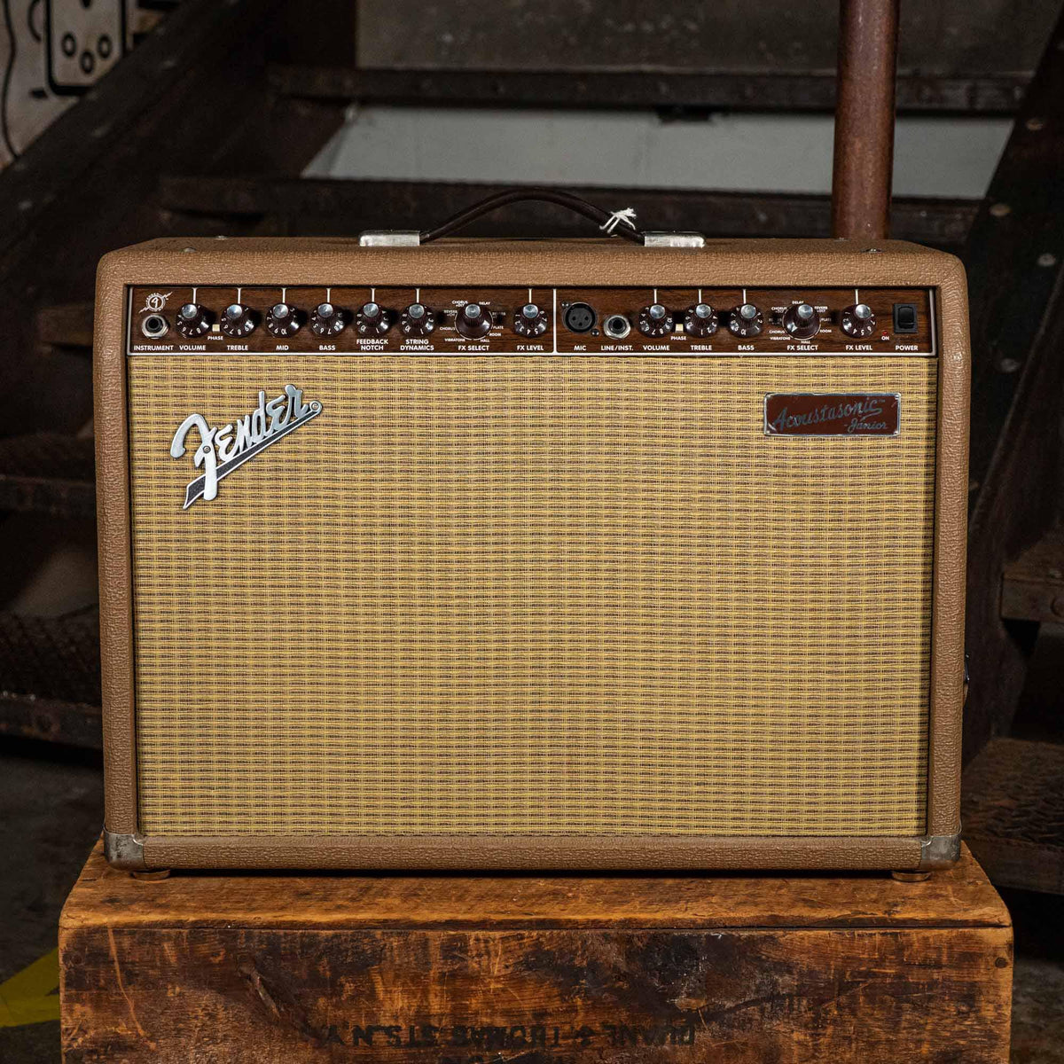 Fender Acoustasonic JR DSP - Used