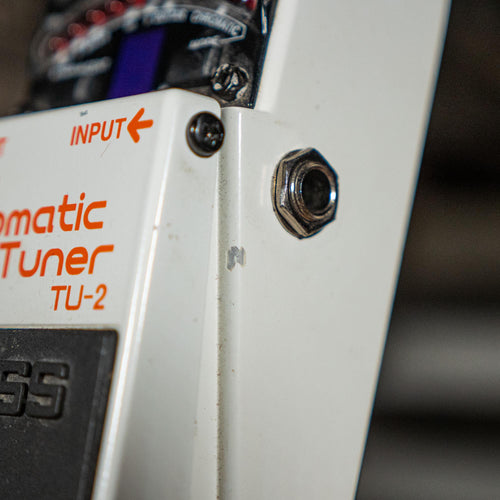 Boss TU-2 Chromatic Tuner White Chromatic guitar pedal tuner