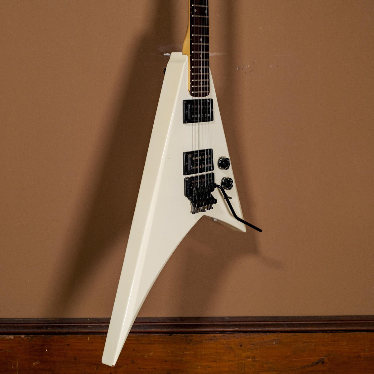 Kramer Vanguard V White - Used