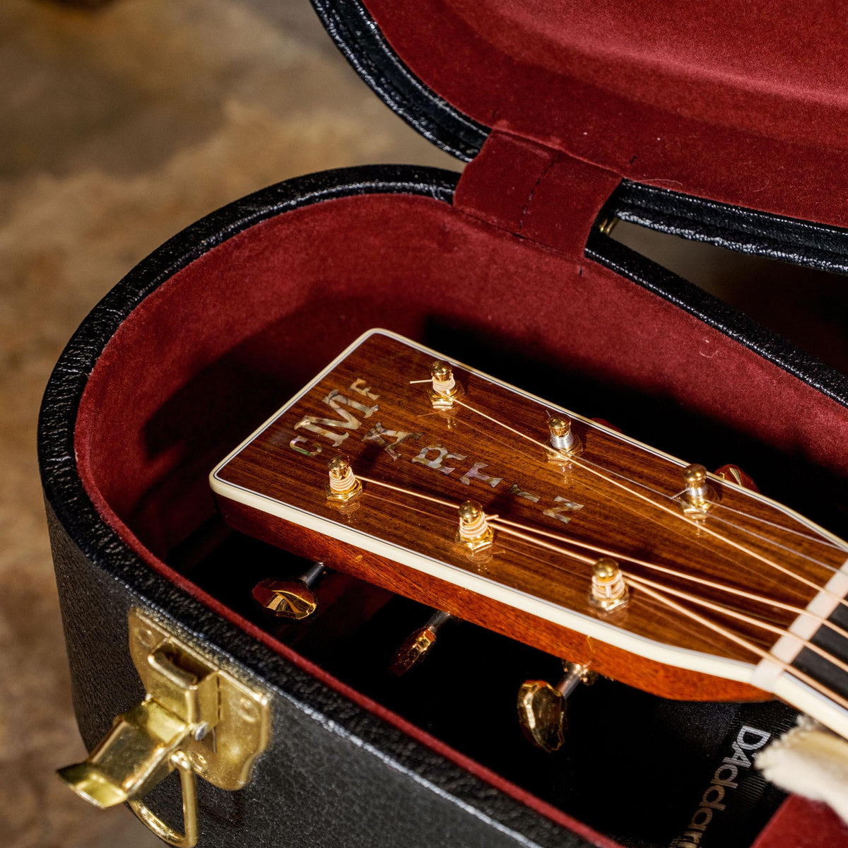 Martin 2018 000-42 With LR Baggs Anthem & OHSC - Used
