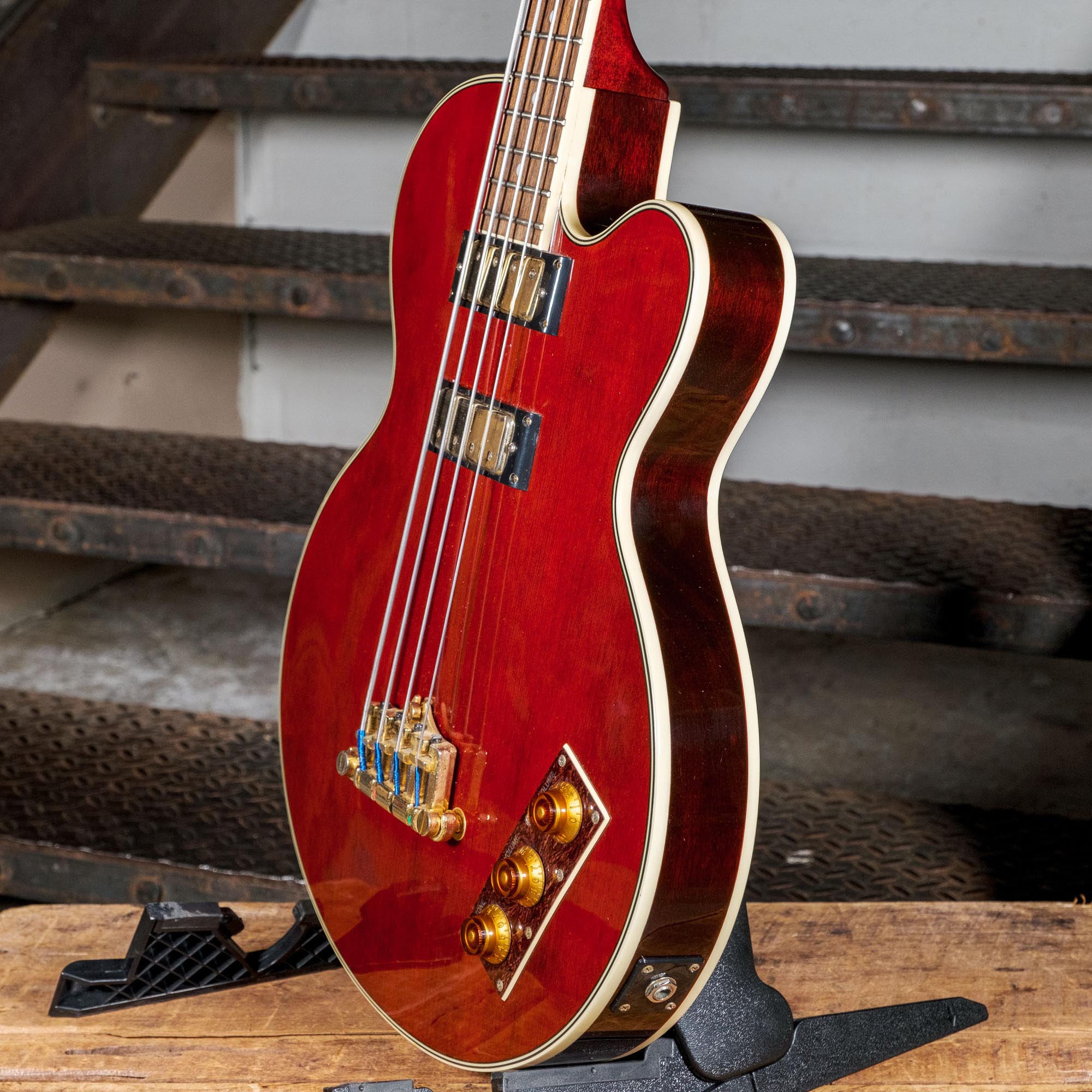 Epiphone Allen Woody Rumblekat Wine Red With HSC - Used – Russo Music