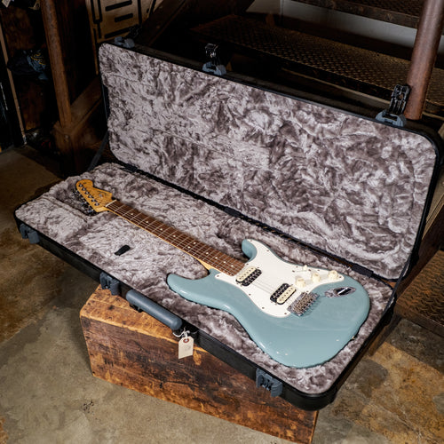 Fender 2017 Am Pro Stratocaster HH Shawbucker Sonic Grey