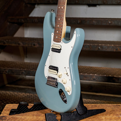 Fender 2017 Am Pro Stratocaster HH Shawbucker Sonic Grey With OHSC - Used