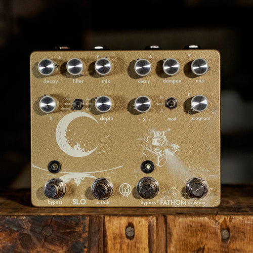 slo pedal Walrus Audio Limited Edition Fathom & Slo Reverb Gold