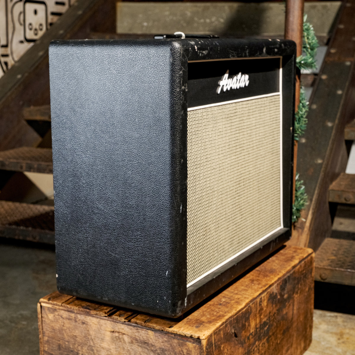 Avatar 1x12 Cab 8 Ohm With Helltone 60 - Used