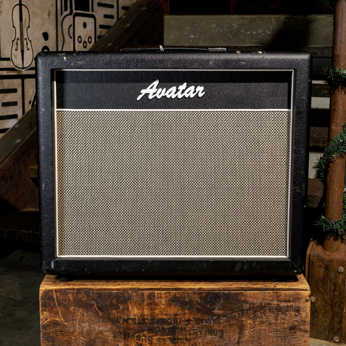 Avatar 1x12 Cab 8 Ohm With Helltone 60 - Used