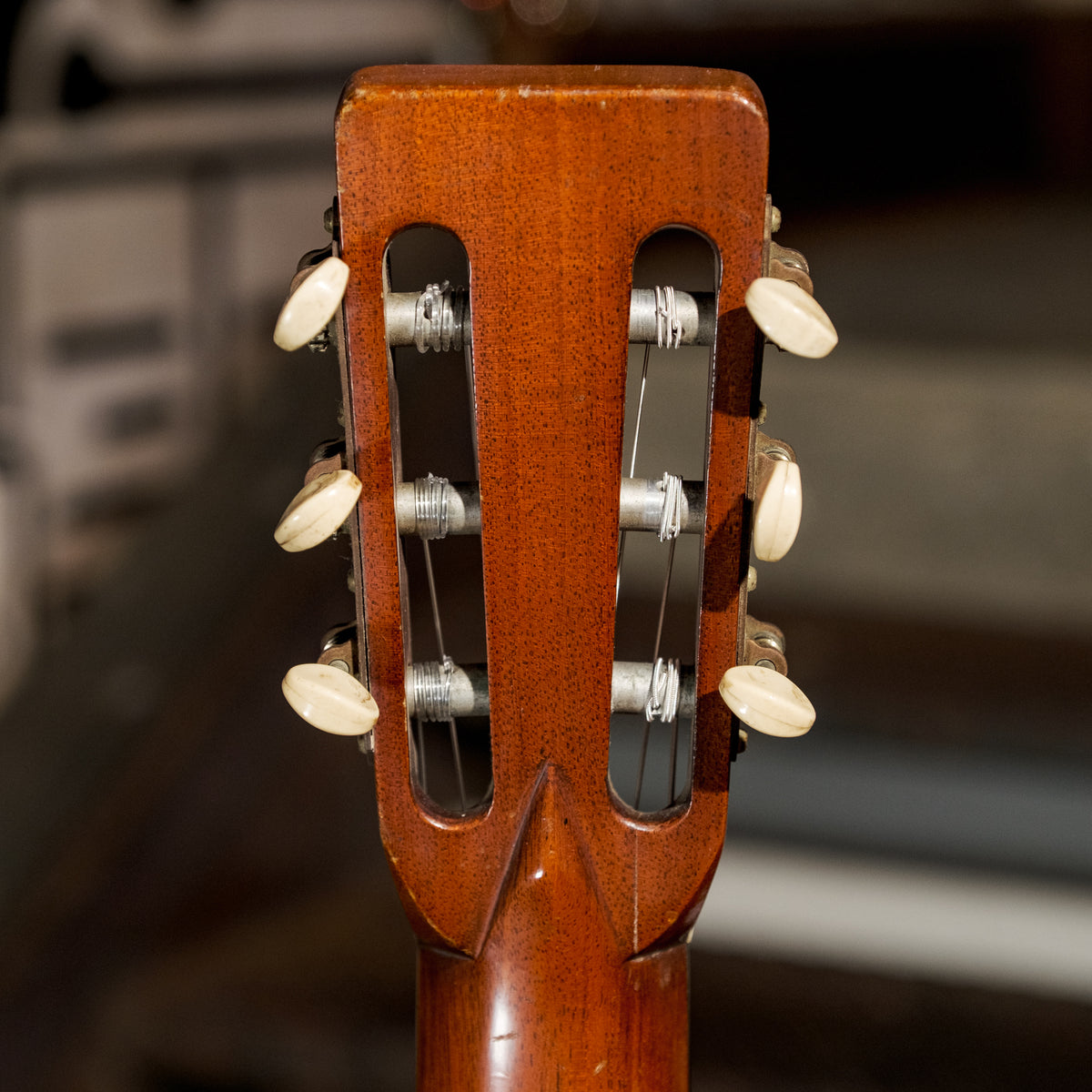 Martin 1967 0028C Brazilian Rosewood with OHSC - Used
