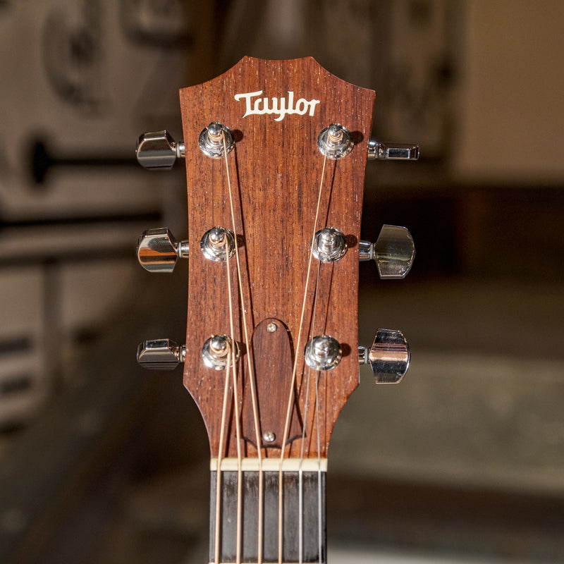 Taylor 2005 310CE Natural With OHSC - Used