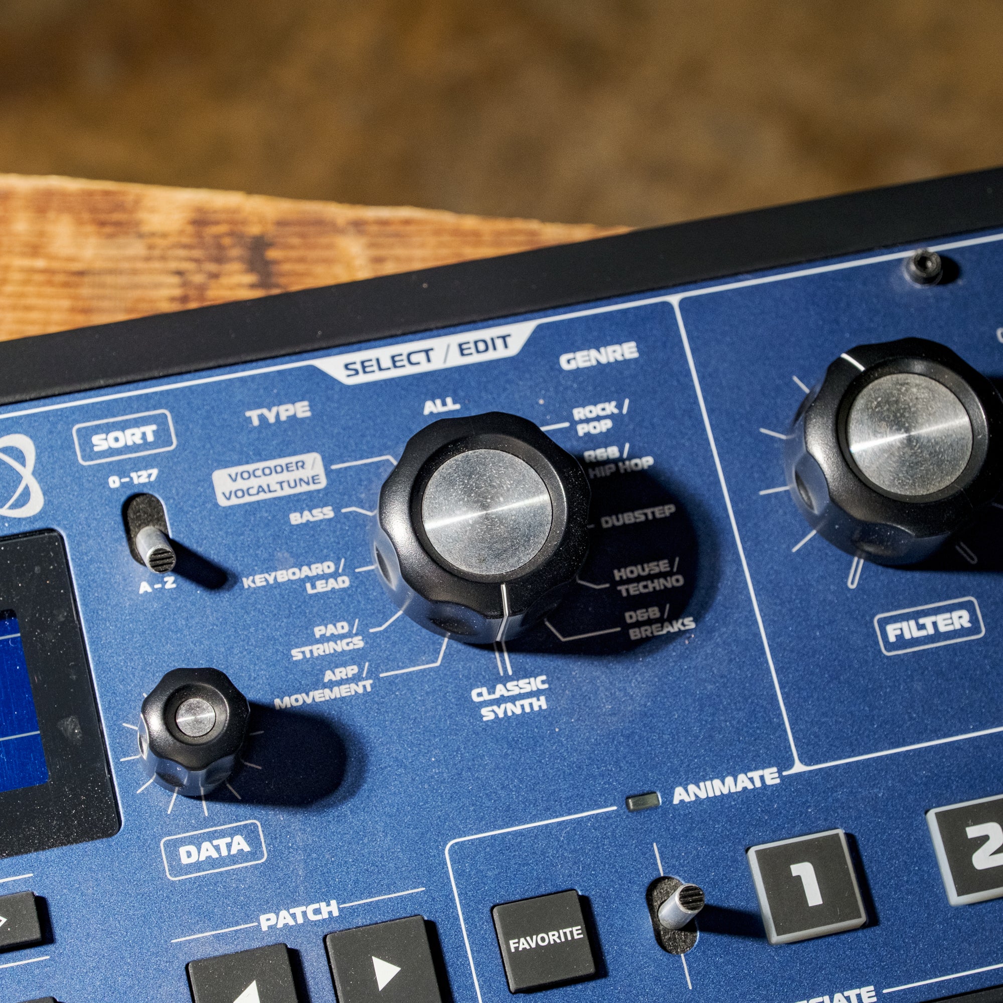 Novation Mininova Digital Synthesizer With Vocoder - Used – Russo