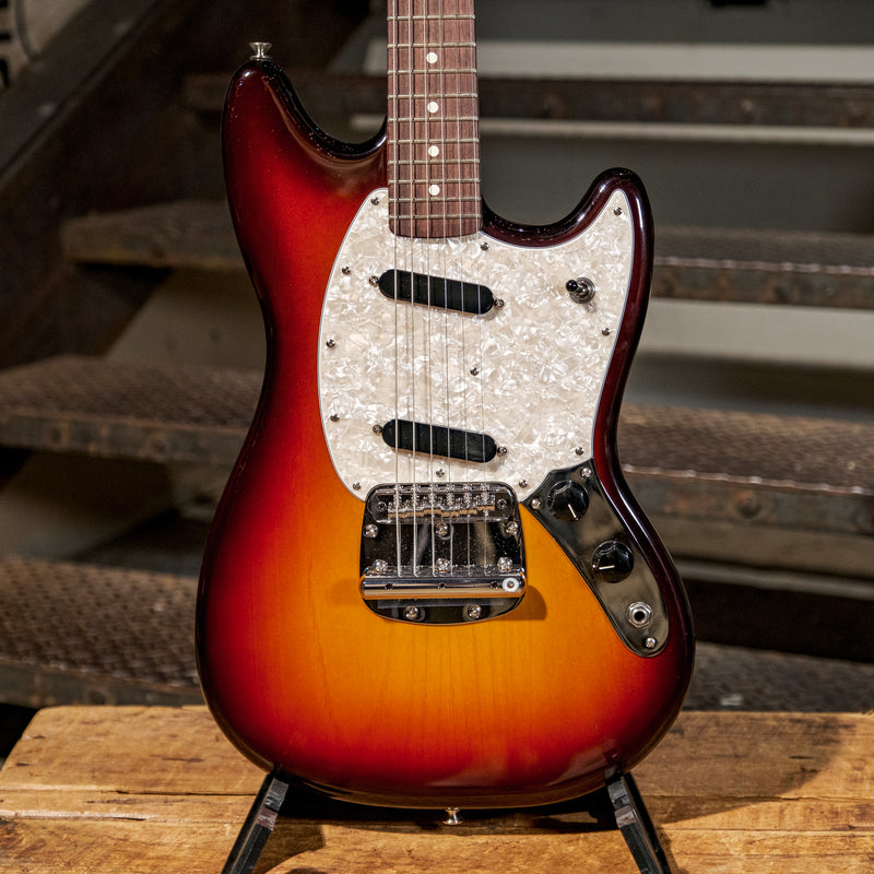 Fender 2019 American Performer Mustang Rosewood, 3-Tone Sunburst With OGB - Used