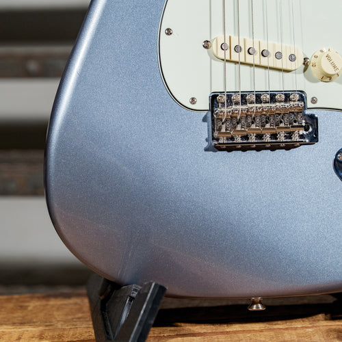 Fender 2019 Vintera Stratocaster, Ice Blue Metallic With Bag - Used