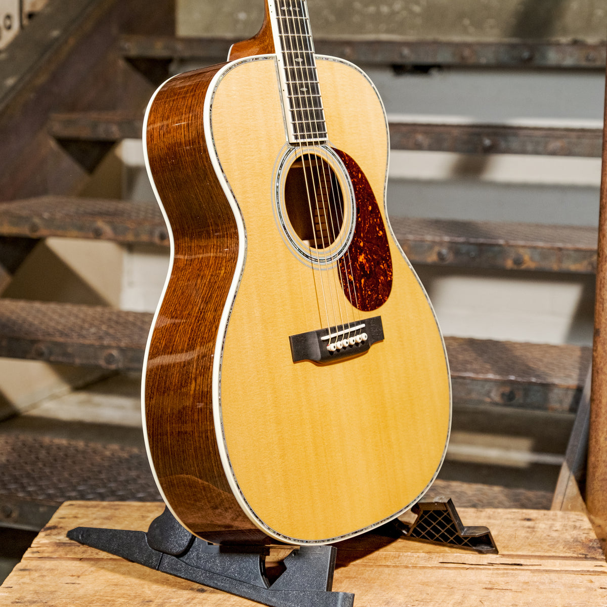 Martin 2019 000-42 Natural With HSC - Used