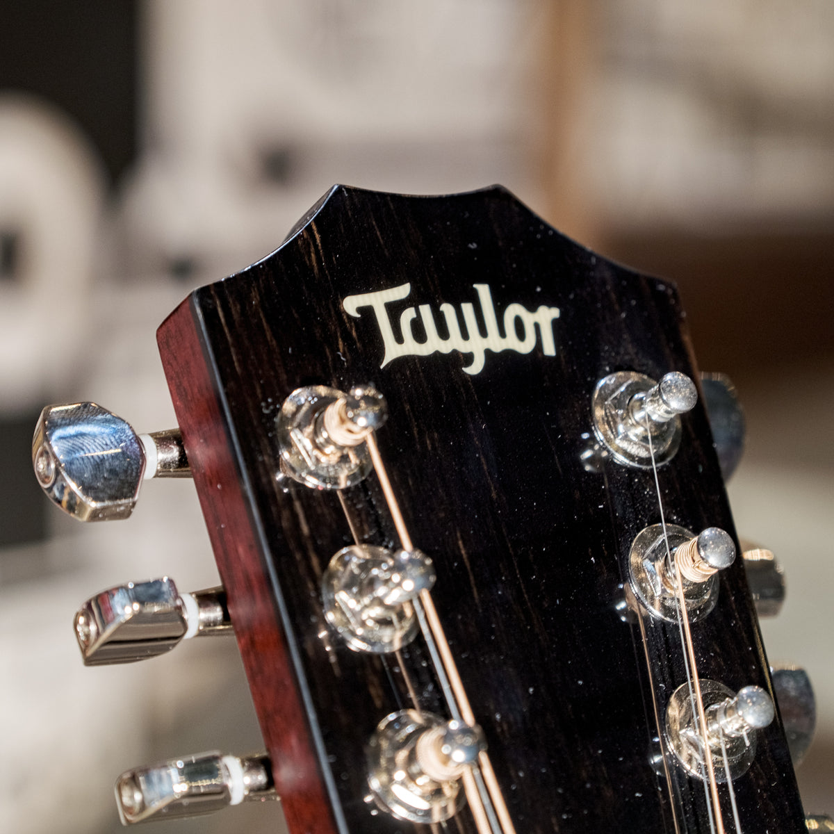 Taylor 2016 562CE 12 Fret, 12-String Edgeburst With OHSC - Used