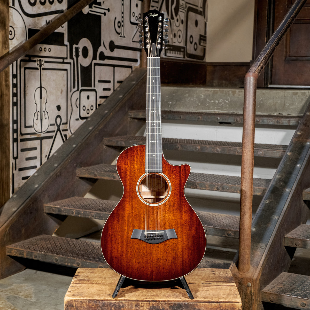 Taylor 2016 562CE 12 Fret, 12-String Edgeburst With OHSC - Used