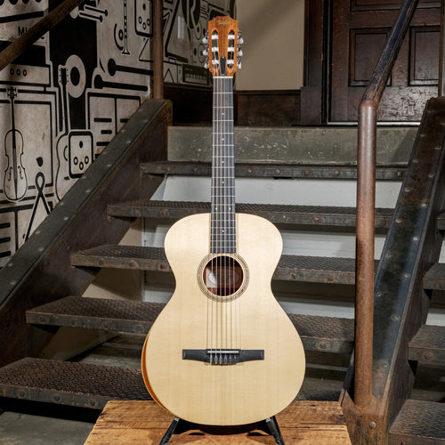 Taylor A12E-N Nylon Academy Series With Original Gigbag - Used