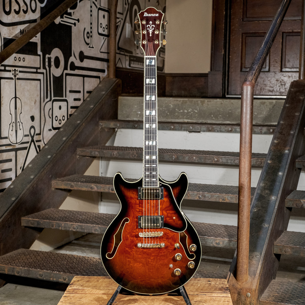 Ibanez 2019 Artstar AM153QA, Dark Brown Sunburst With Case - Used