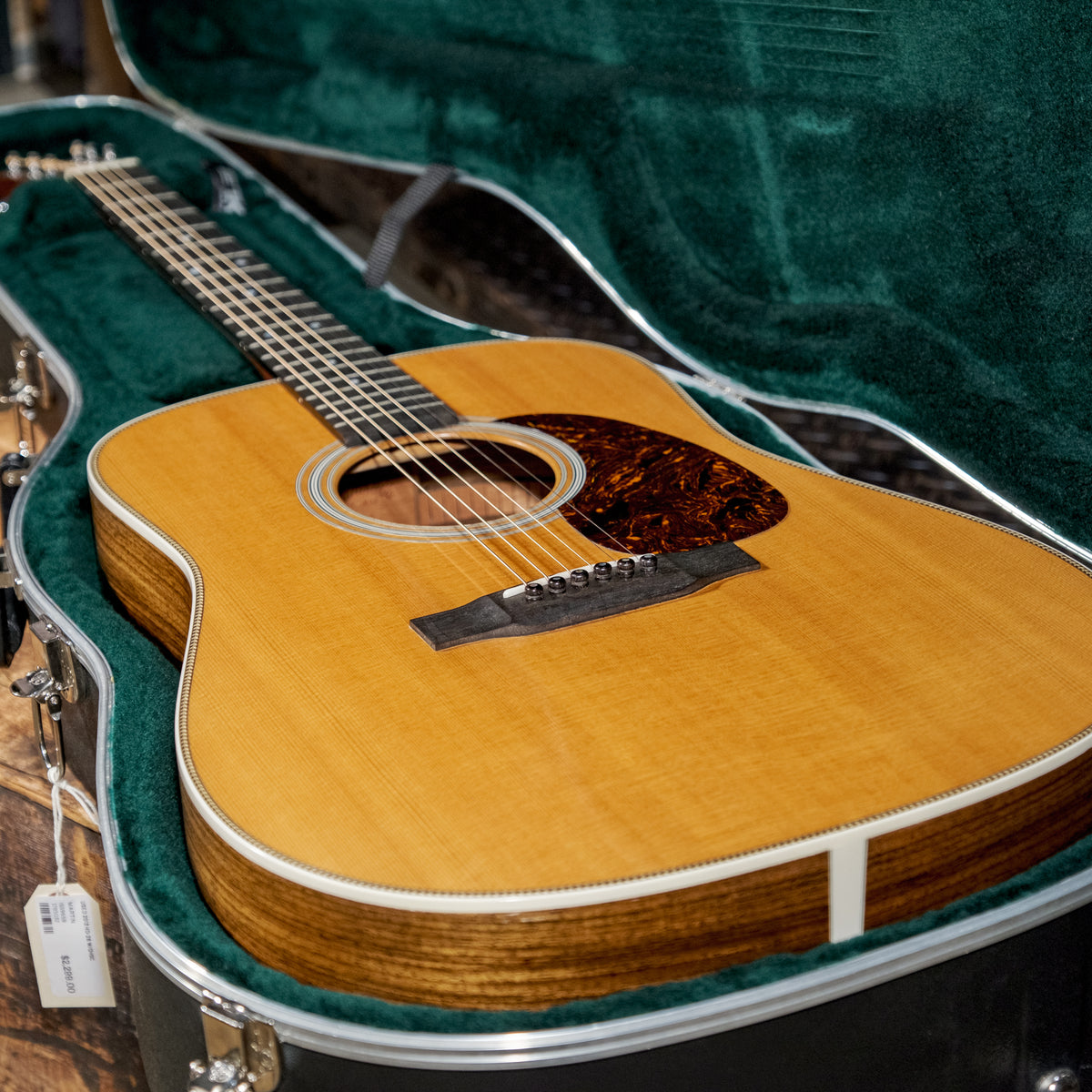 Martin 2013 HD-28 With OHSC - Used