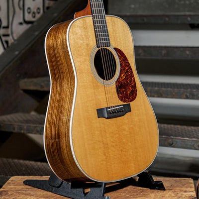 Martin 2013 HD-28 With OHSC - Used