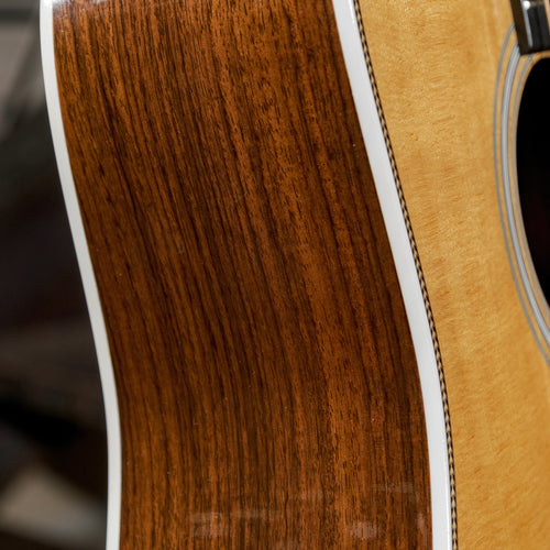 Martin 2006 HD-28 Natural With OHSC - Used
