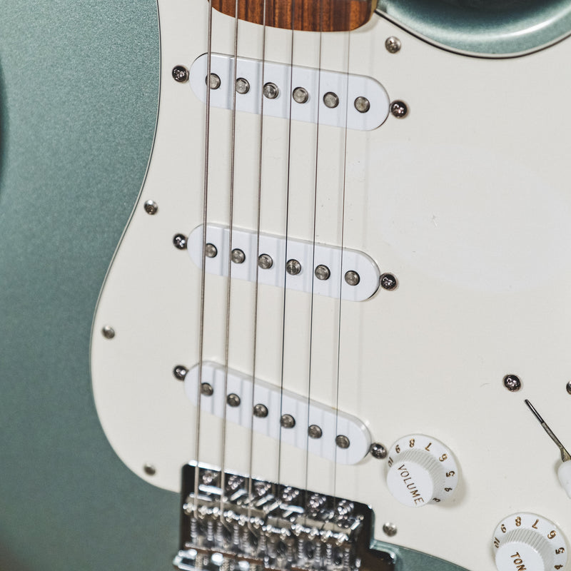 Fender Standard Stratocaster Metallic Sage Green - Used