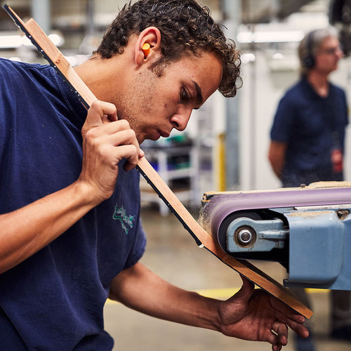 Taylor 2019 Custom Grand Auditorium Lutz Spruce/Blackheart Sassafras - BTO-11322