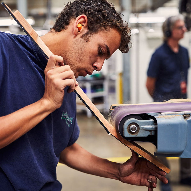 Taylor 2019 Custom Grand Auditorium Lutz Spruce/Blackheart Sassafras - BTO-11322