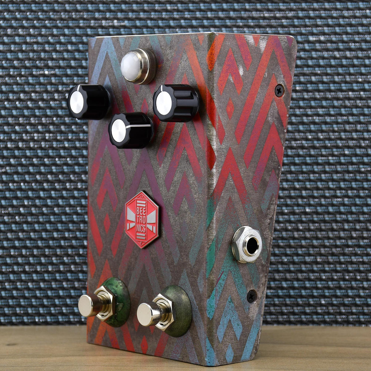 Beetronics Octahive Arrows Limited Edition Super High Gain Fuzz