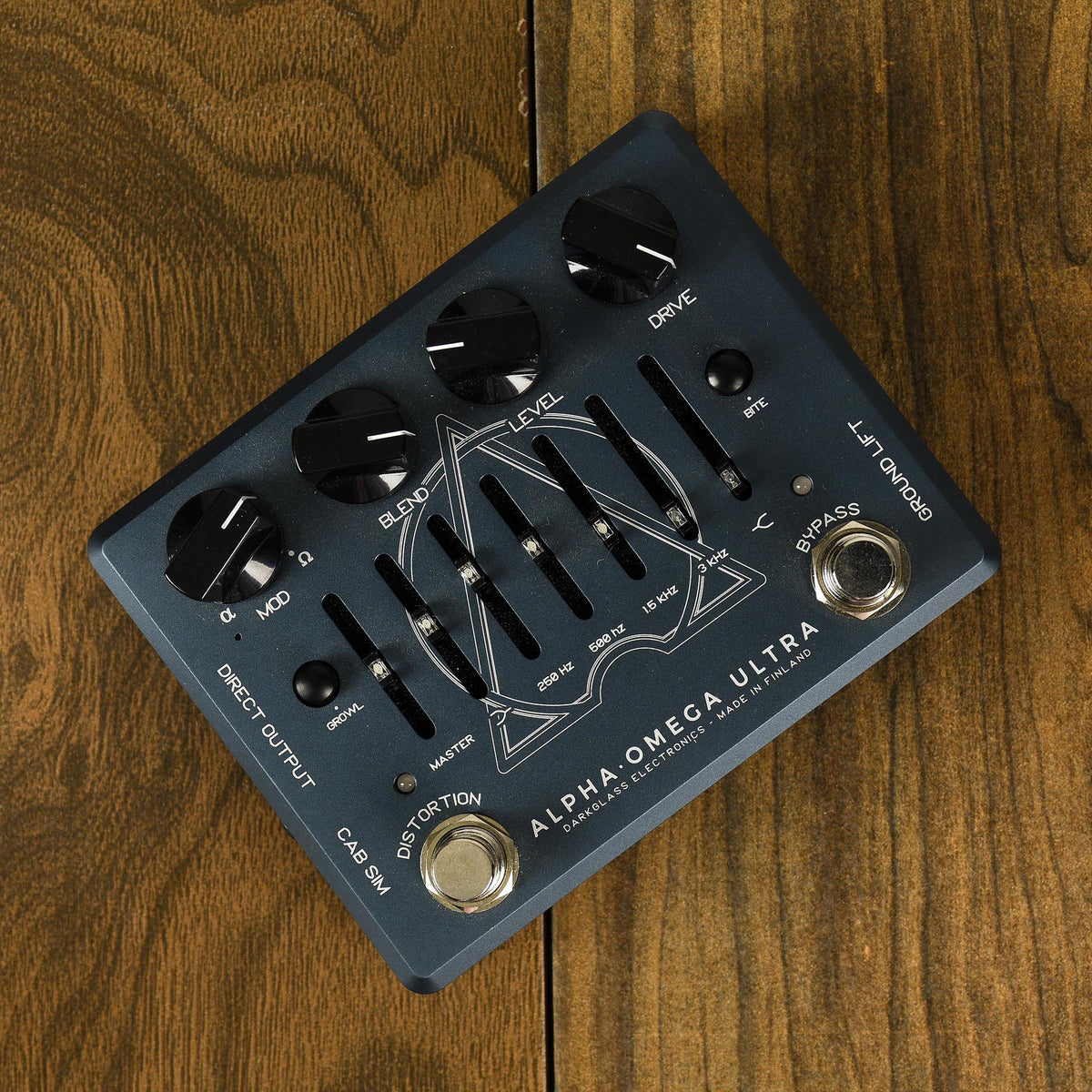 Darkglass Alpha Omega Ultra Dual Bass Preamp/Overdrive Pedal