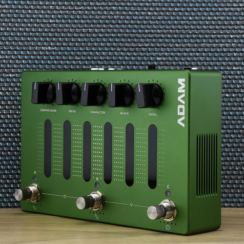 Darkglass Multi Distortion Compressor