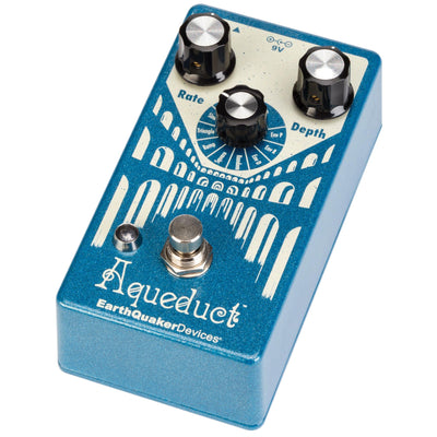 Earthquaker Aqueduct Vibrato Effect Pedal