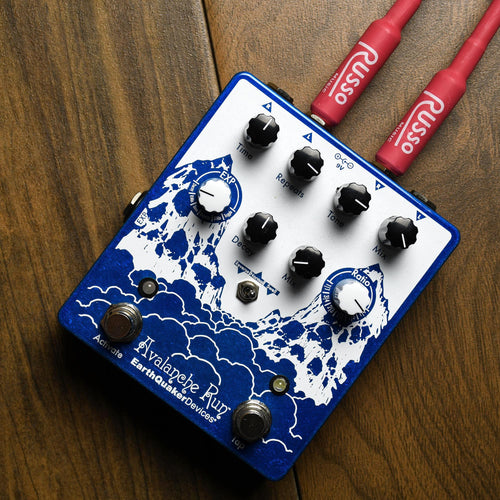 stereo delay reverb pedal EarthQuaker Devices Avalanche Run Stereo Delay & Reverb V2