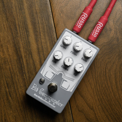 EarthQuaker Devices Bit Commander V2 Octave Synth Effect Pedal