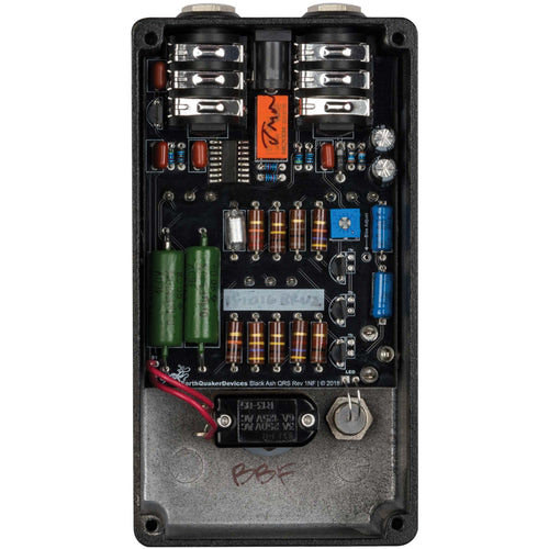 black ash pedal Earthquaker Limited Edition Black Ash Endangered Fuzz