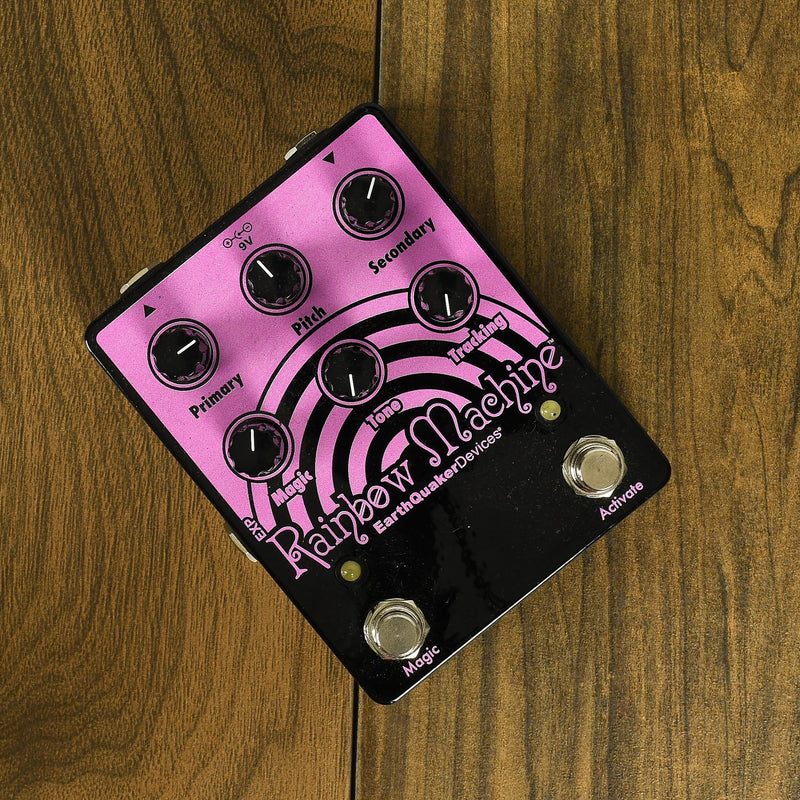 EarthQuaker Devices Limited Edition Rainbow Machine Modulation Pedal