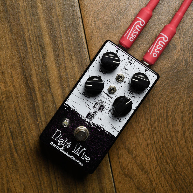 Earthquaker Night Wire V2 Tremolo Pedal