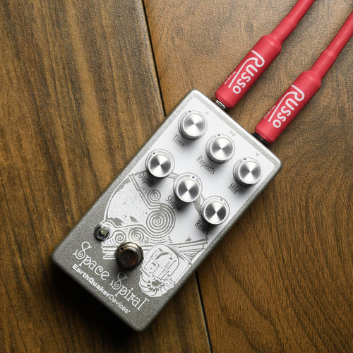 Earthquaker Space Spiral V2 Delay Pedal