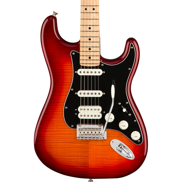 美品　Fender Player Plus Stratocaster　７色の音 美品 Fender Player Plus Stratocaster 7色の音 美品 Fender