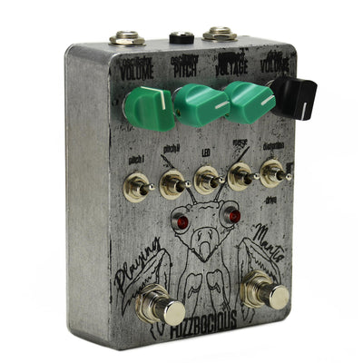 Fuzzrocious Playing Mantis Boost, Overdrive and Oscillator