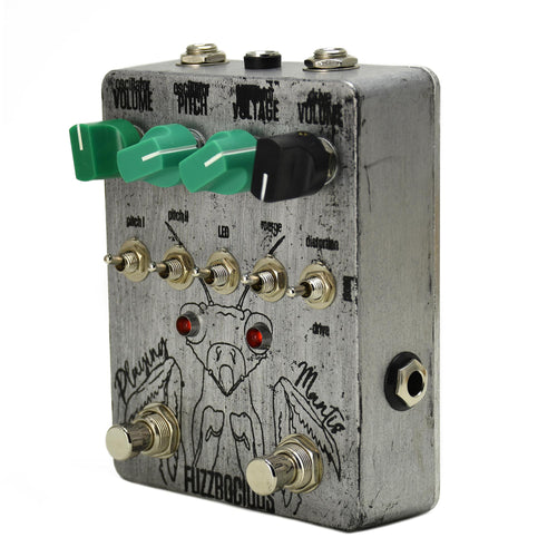 Fuzzrocious Playing Mantis Boost, Overdrive and Oscillator