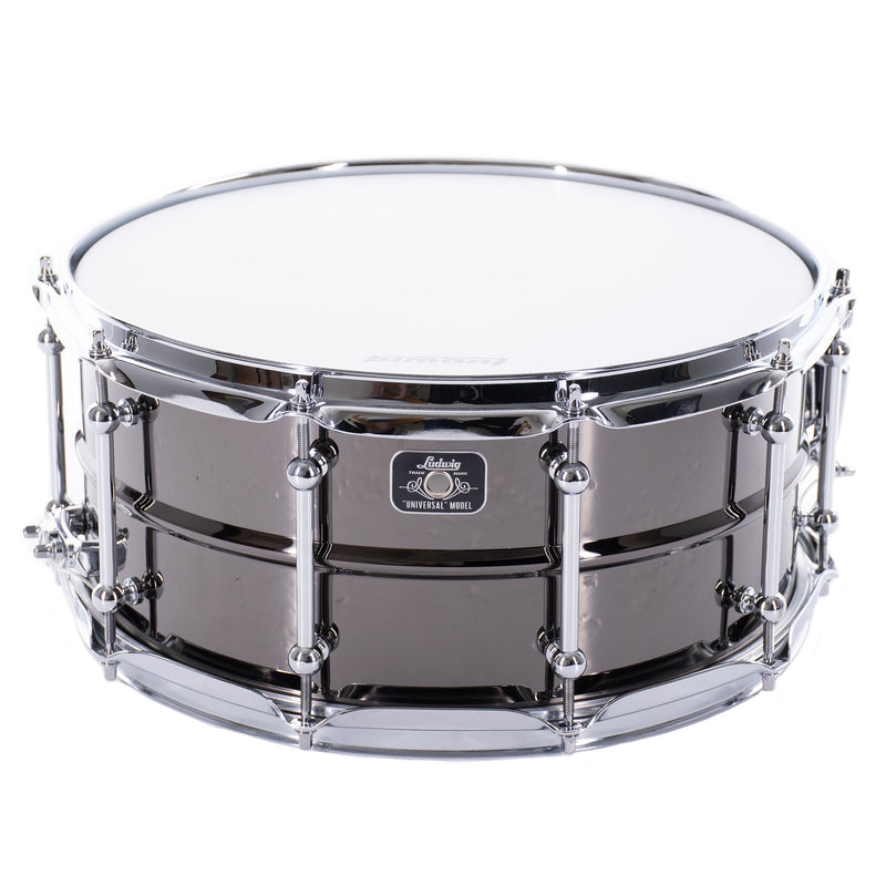 Ludwig 6.5x14 Universal Black Brass Snare Drum With Chrome Hardware